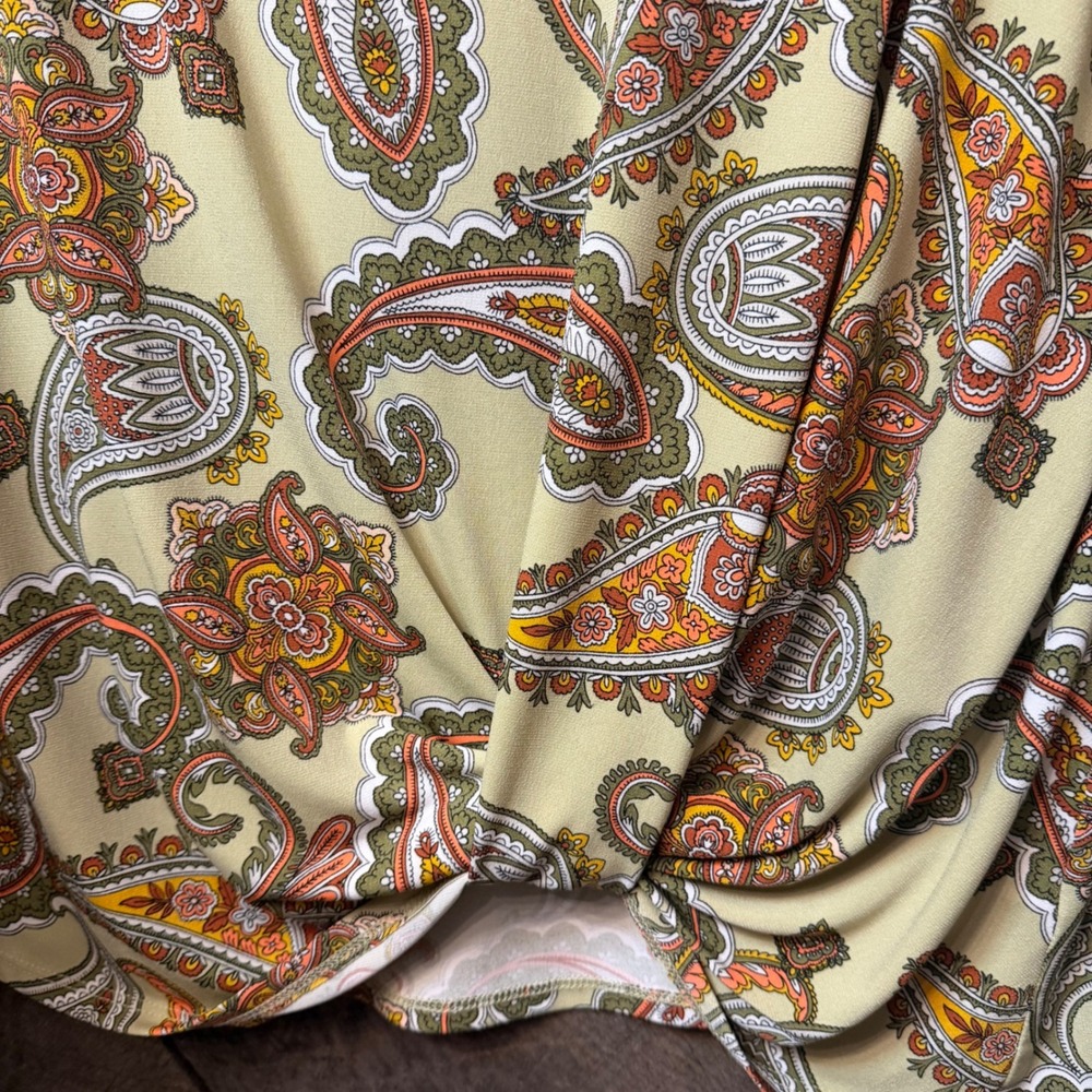 Est. 1946 Front Knot Paisley Top 18/20W Green Orange Boho Drape